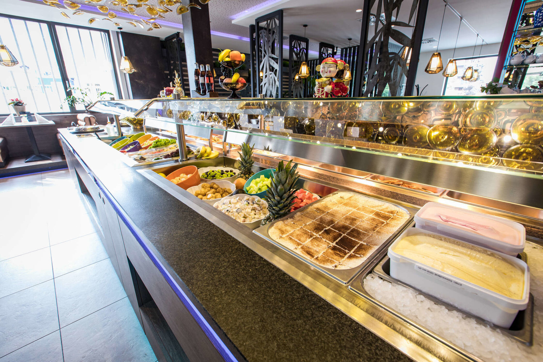 Nachspeisen-Buffet im China Restaurant Lions Delights in Altmünster
